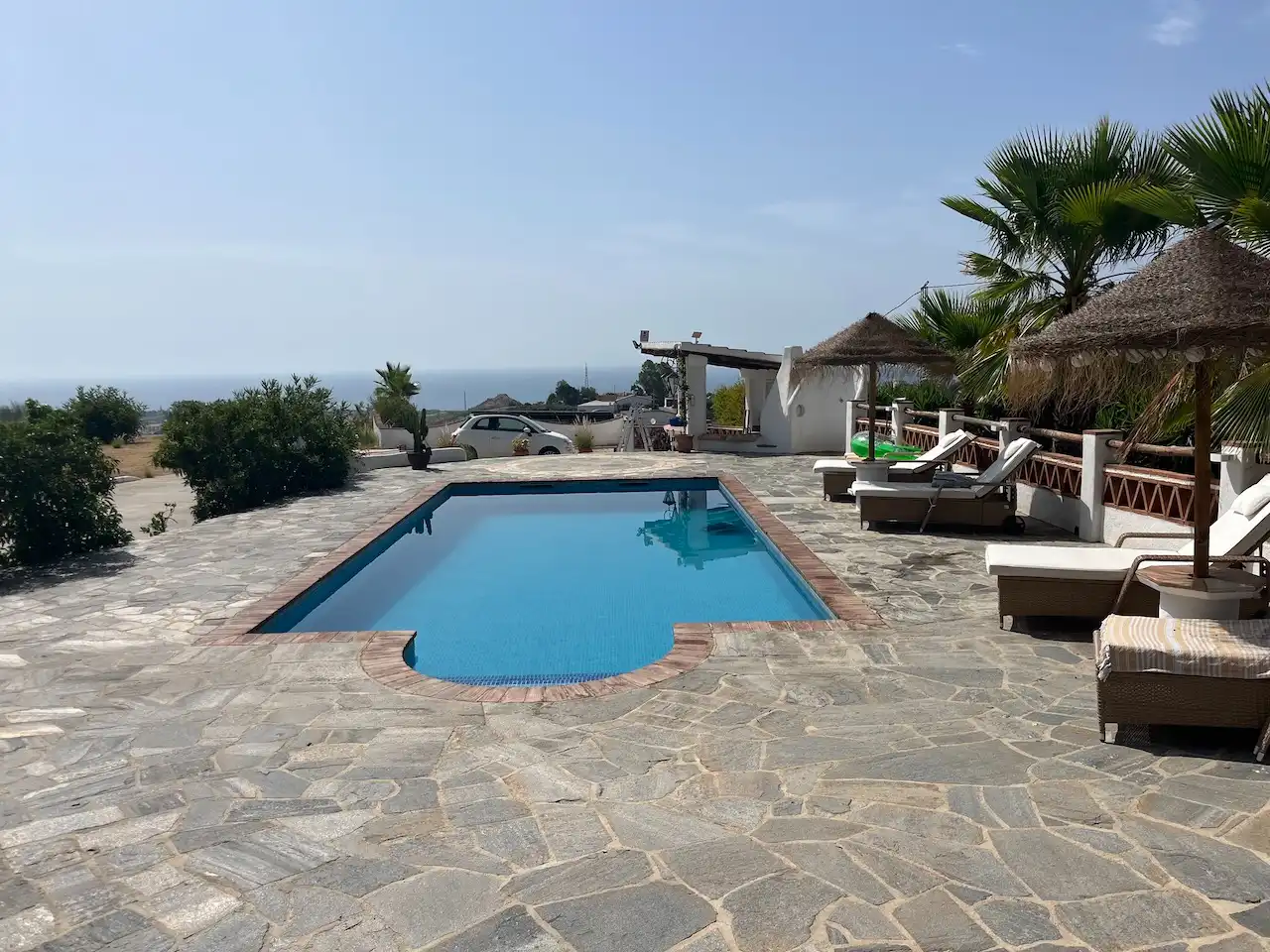Swimming pool of Country homes for sale in Vélez-Málaga  with Air Conditioner, Heating and Private garden