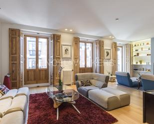 Living room of Apartment to rent in  Madrid Capital  with Air Conditioner, Heating and Furnished