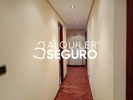 Piso de alquiler en Culleredo con Calefacción, Terraza y Trastero