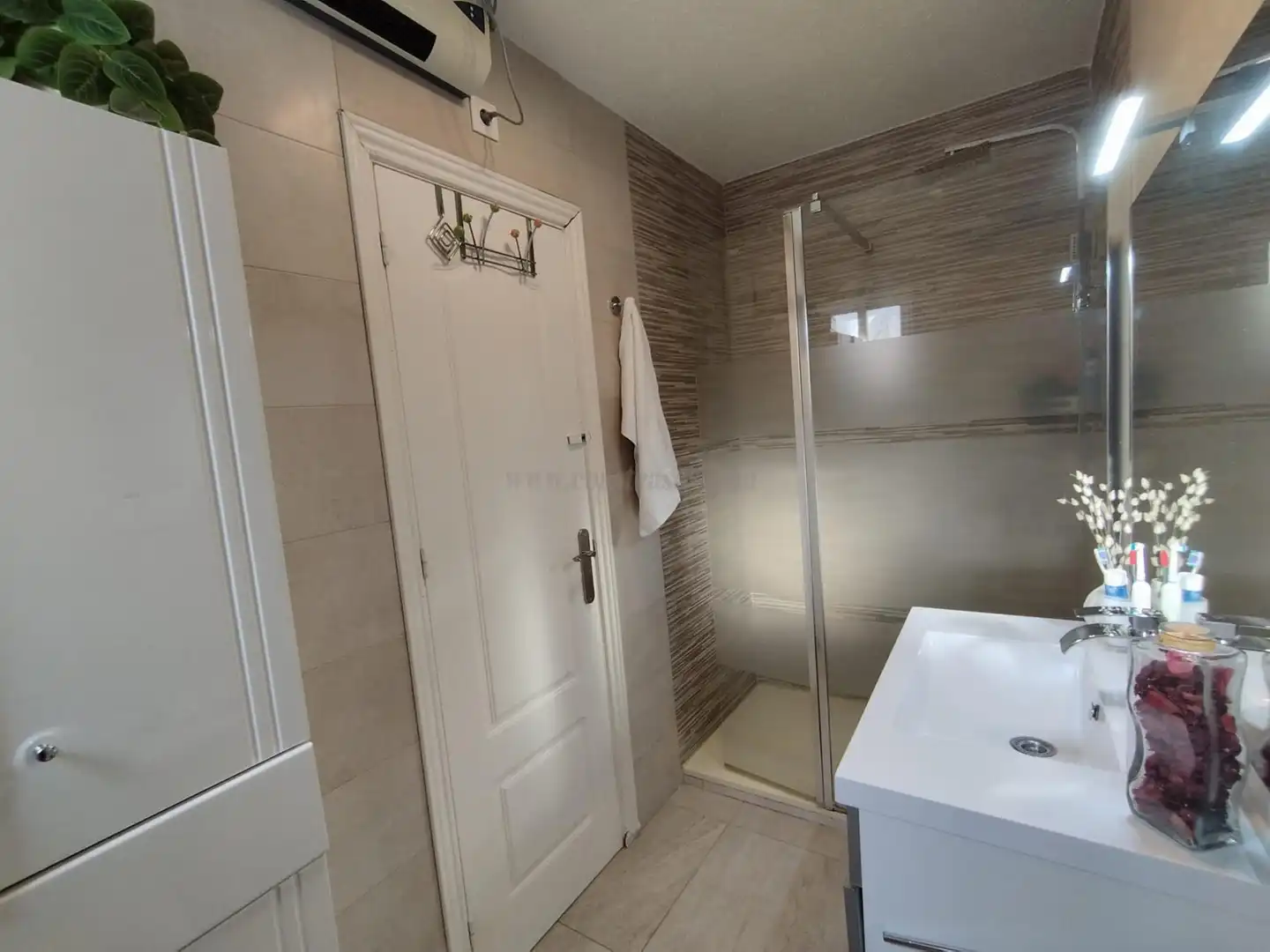 Chalet con piscina en venta en Los Balcones - Los Altos, imagen 32