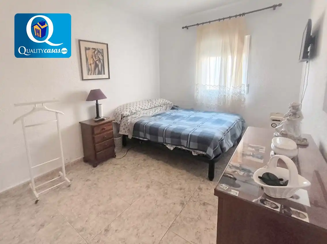 Dormitori de Apartament en venda en Alicante / Alacant amb Aire condicionat i Calefacció
