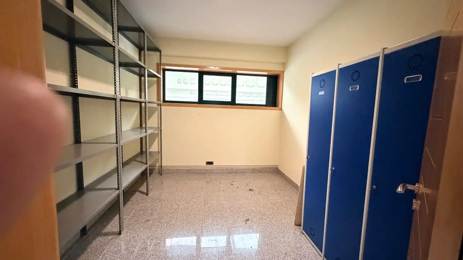 Office for rent in Narón  with Air Conditioner and Heating