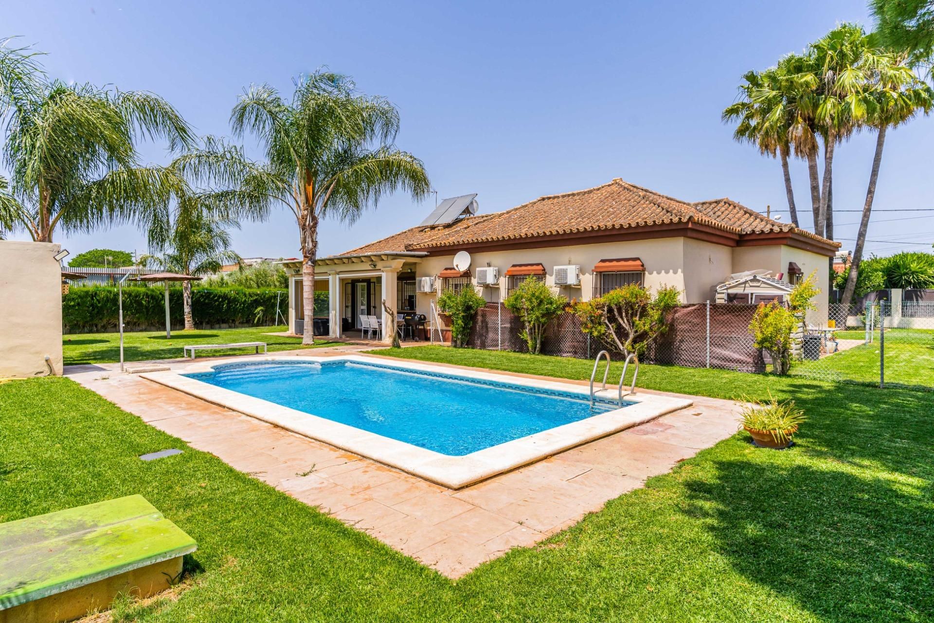 Garden of House or chalet for sale in Jerez de la Frontera  with Air Conditioner, Private garden and Swimming Pool