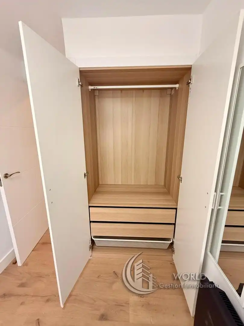 Habitación de Piso en venta en Madrid con Aire acondicionado, Calefacción y Terraza