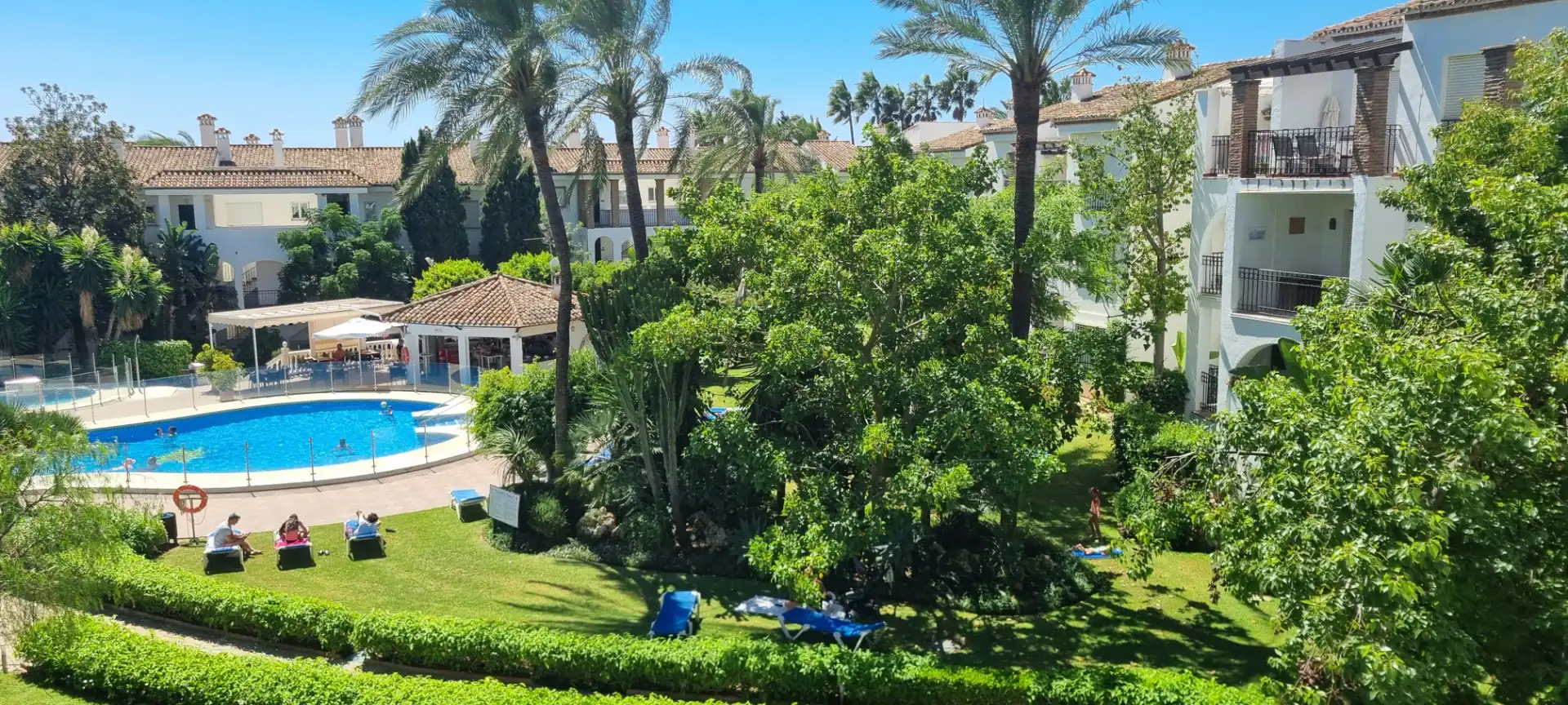 Apartment with pool for sale in Urbanizacion Hacienda Beach I 3, imagen 2