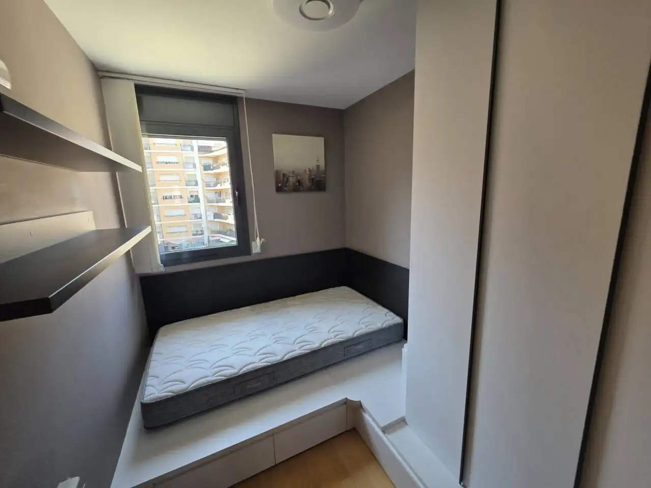 Duplexes for rent in Calle MOSSÈN SERAPI FARRE, Poble Nou