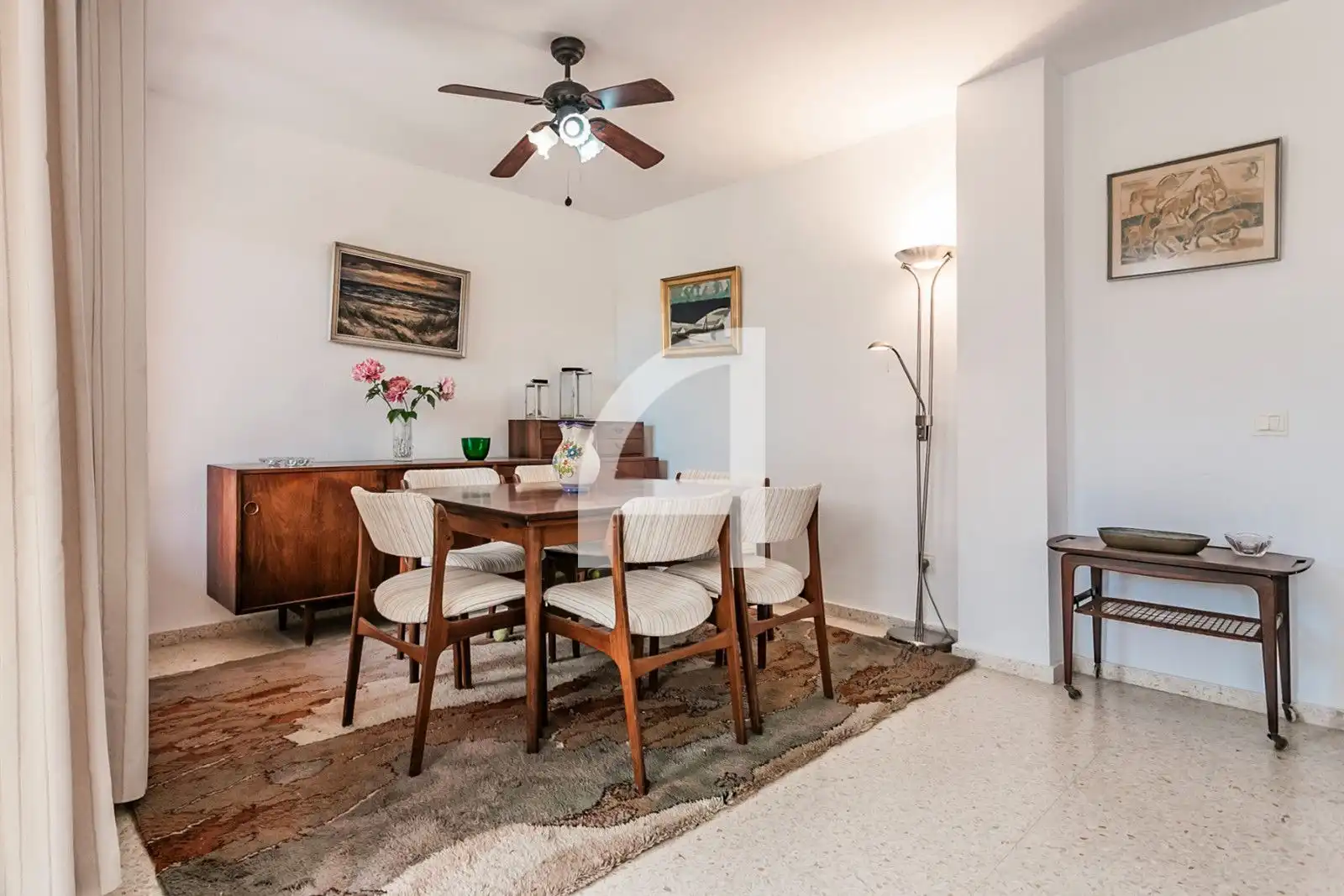 Esszimmer von Einfamilien-Reihenhaus zum Verkauf in Estepona mit Heizung, Terrasse und Schwimmbad