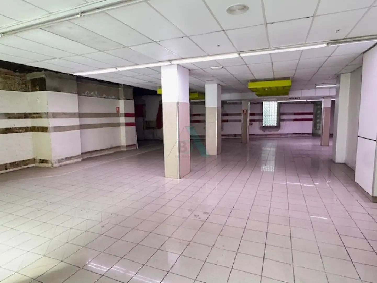 Business premises to rent in Llanes - Román Romano, imagen 13