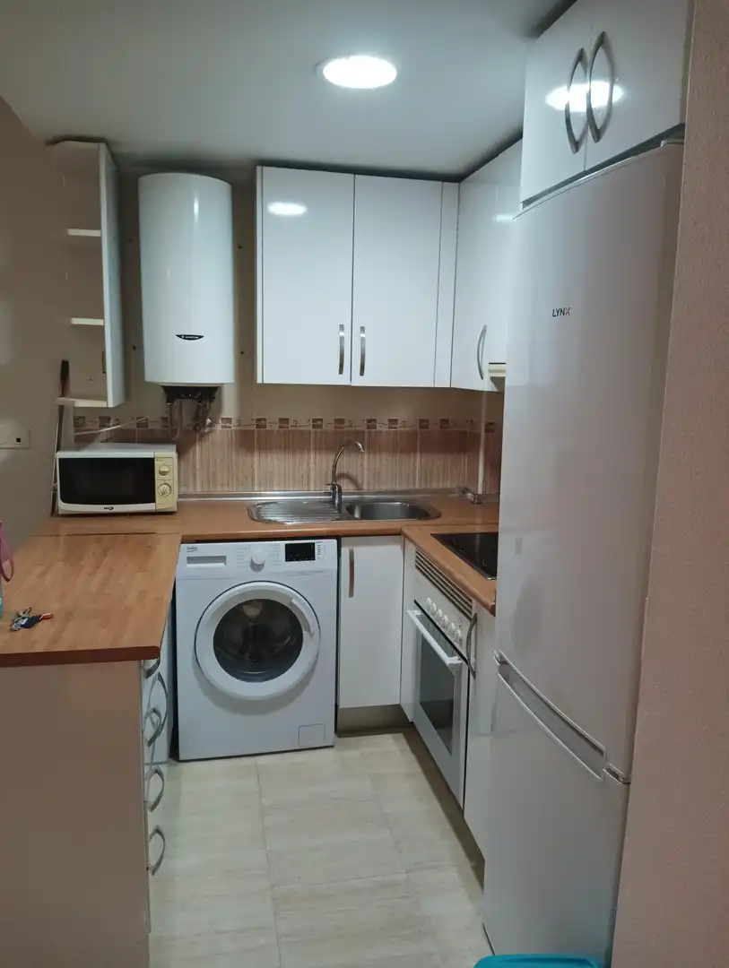 Cocina de Apartamento de alquiler en Murcia con Calefacción, Trastero y Amueblado