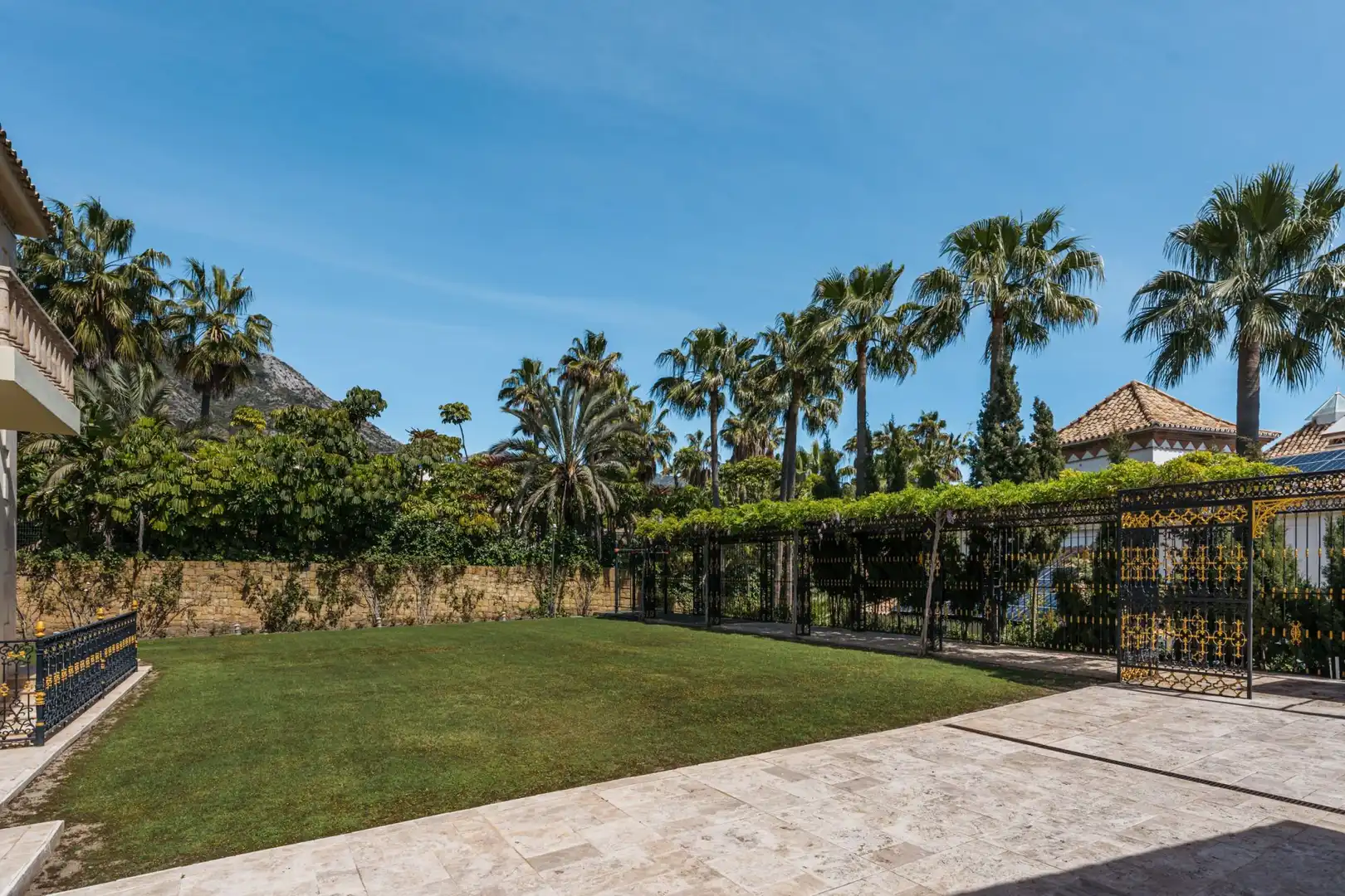 Jardín de Casa o chalet en venta en Marbella con Aire acondicionado, Calefacción y Jardín privado