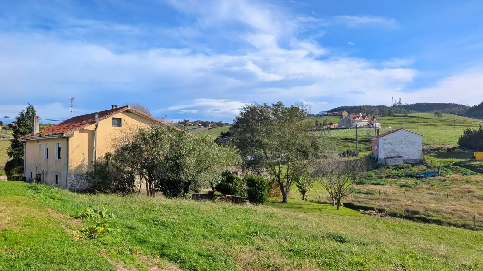 Haus oder Chalet zum Verkauf in Polanco mit Heizung, Privatgarten und Terrasse