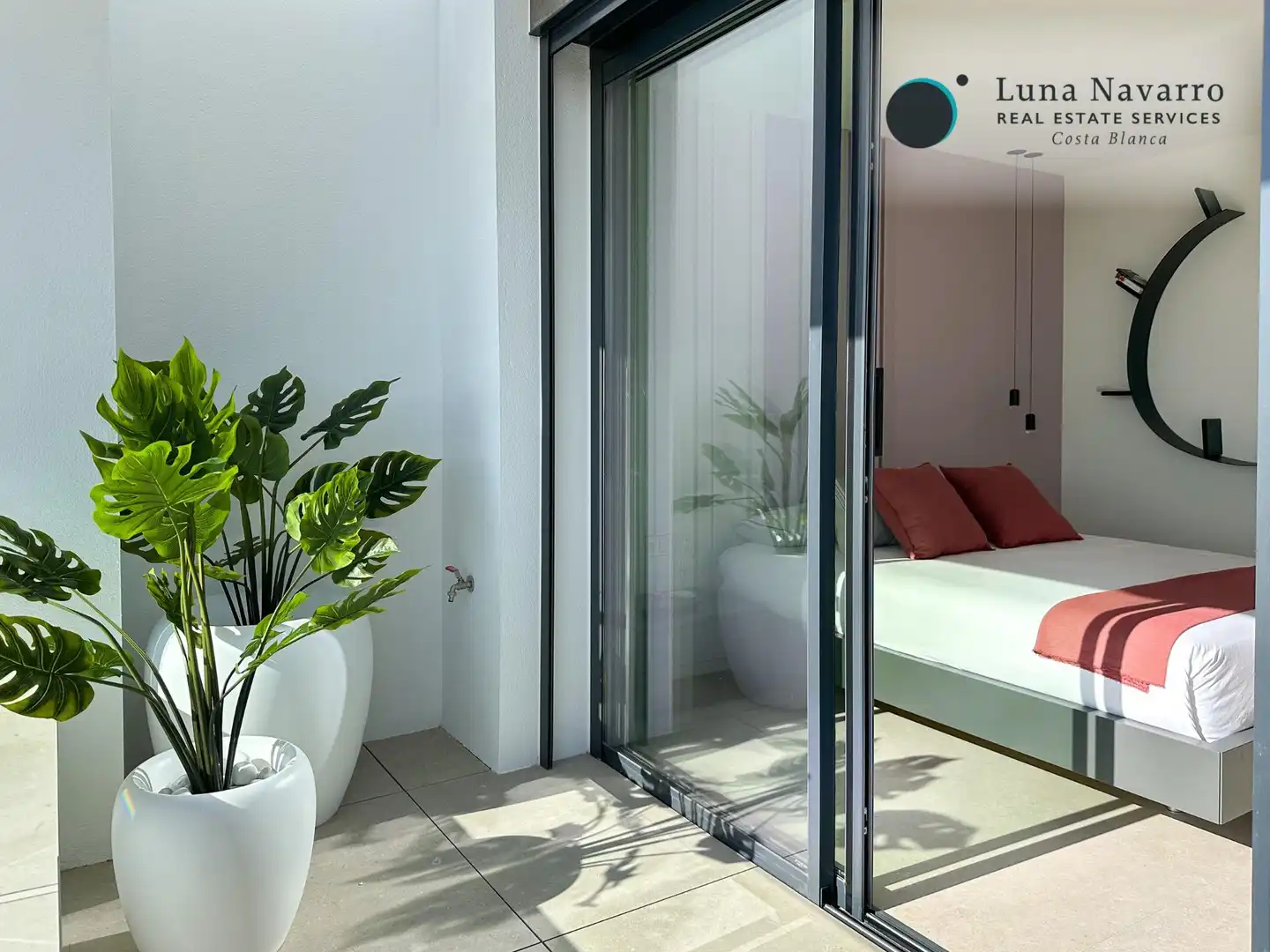 Detached house with pool for sale in Calle Media, imagen 27