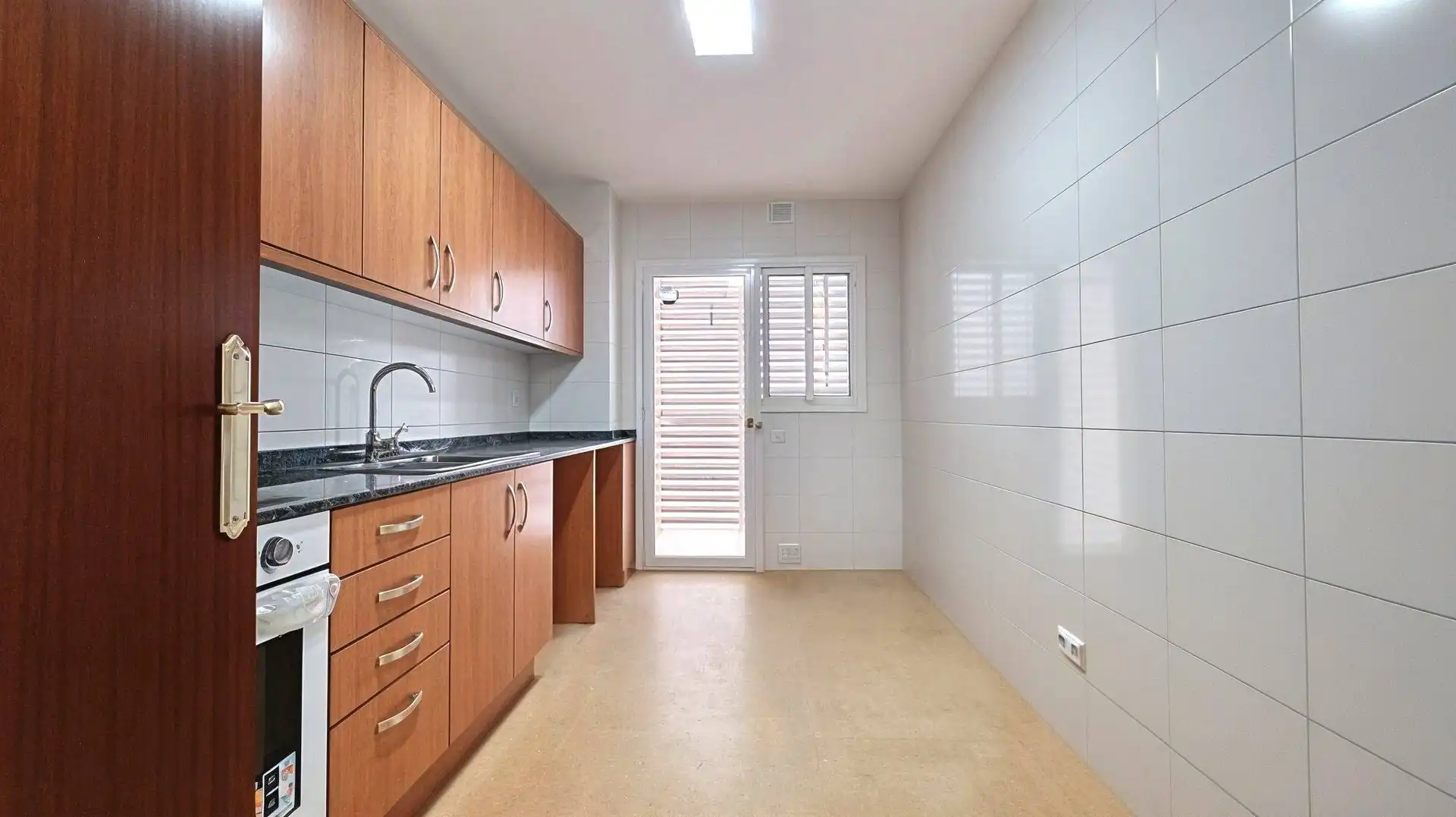 Küche von Wohnung zum Verkauf in Reus mit Heizung und Balkon