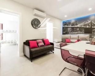 Living room of Flat for sale in  Madrid Capital  with Air Conditioner and Heating