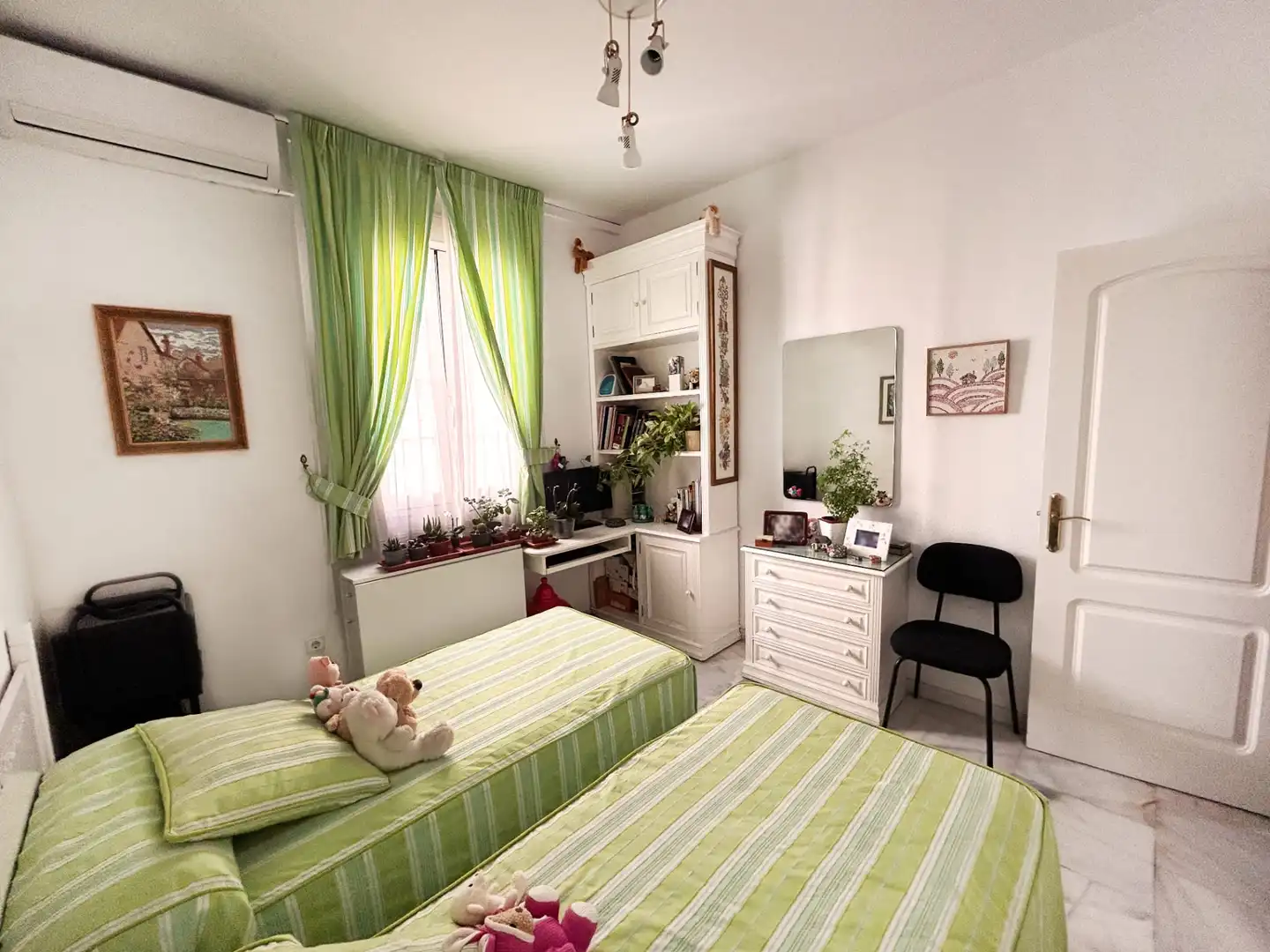 Bedroom of Flat for sale in Córdoba  with Storage room and Balcony