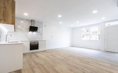 Flat for sale in Sabadell  with Air Conditioner and Heating