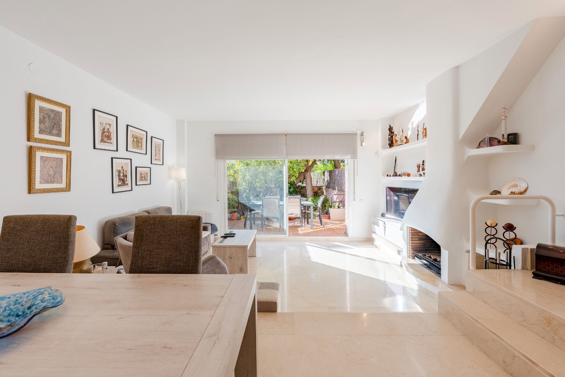 Living room of Single-family semi-detached for sale in Tiana  with Heating, Private garden and Oven