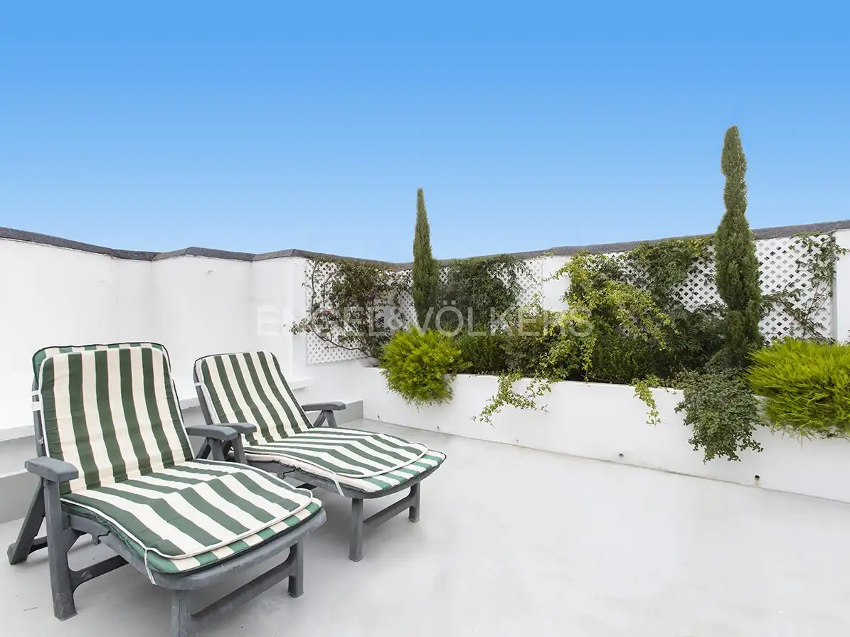 Terraza de Ático en venta en Gijón  con Calefacción, Parquet y Terraza