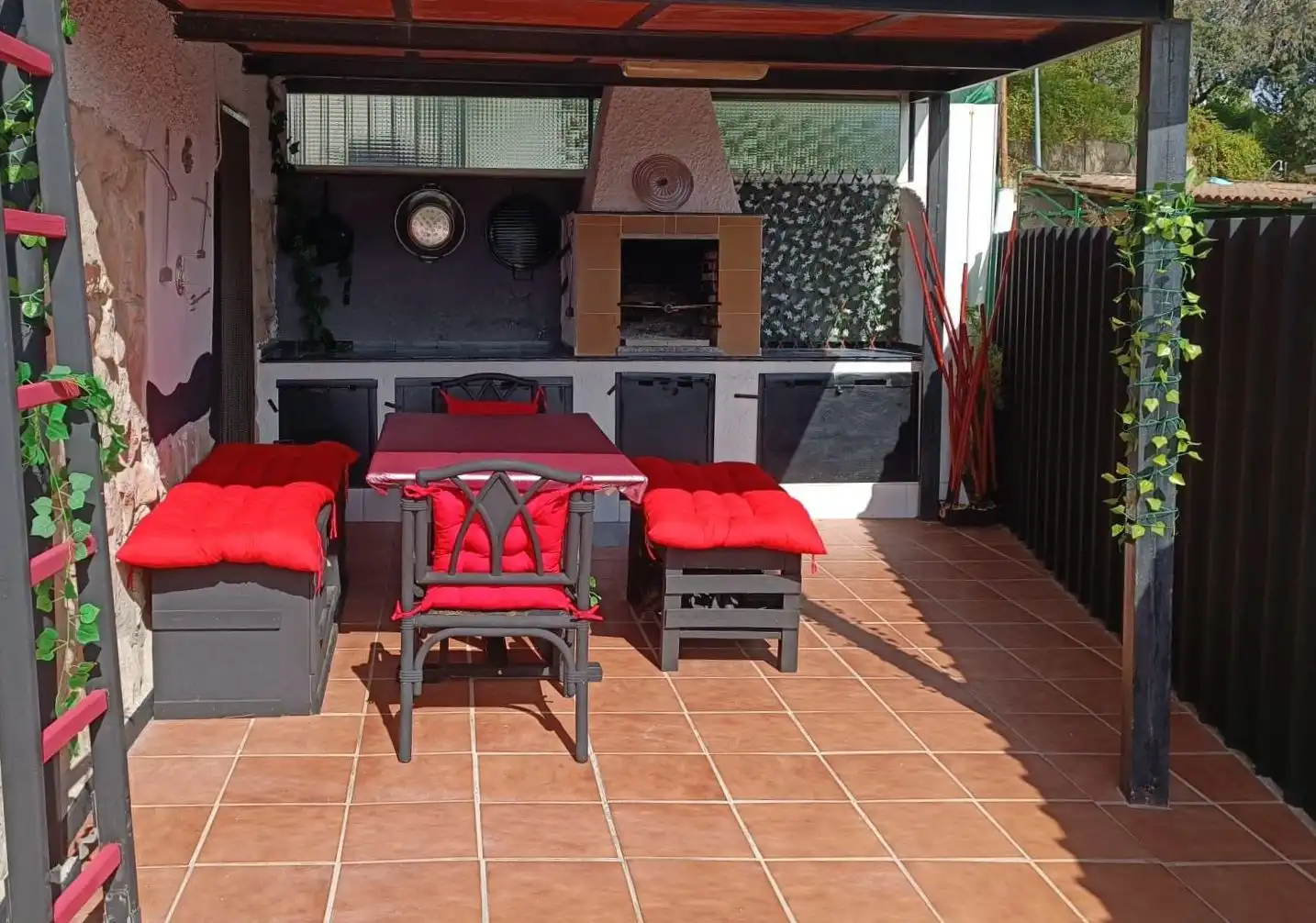 Terrassa de Casa o xalet en venda en Santa Cruz del Retamar amb Calefacció, Jardí privat i Terrassa