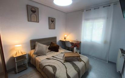 Bedroom of Flat to share in Alcalá de Henares  with Air Conditioner, Heating and Terrace