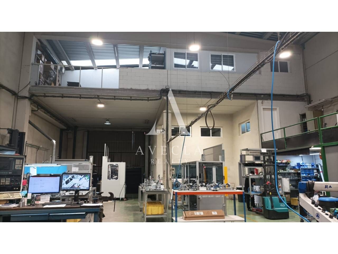 Exterior view of Industrial buildings to rent in Sant Andreu de la Barca