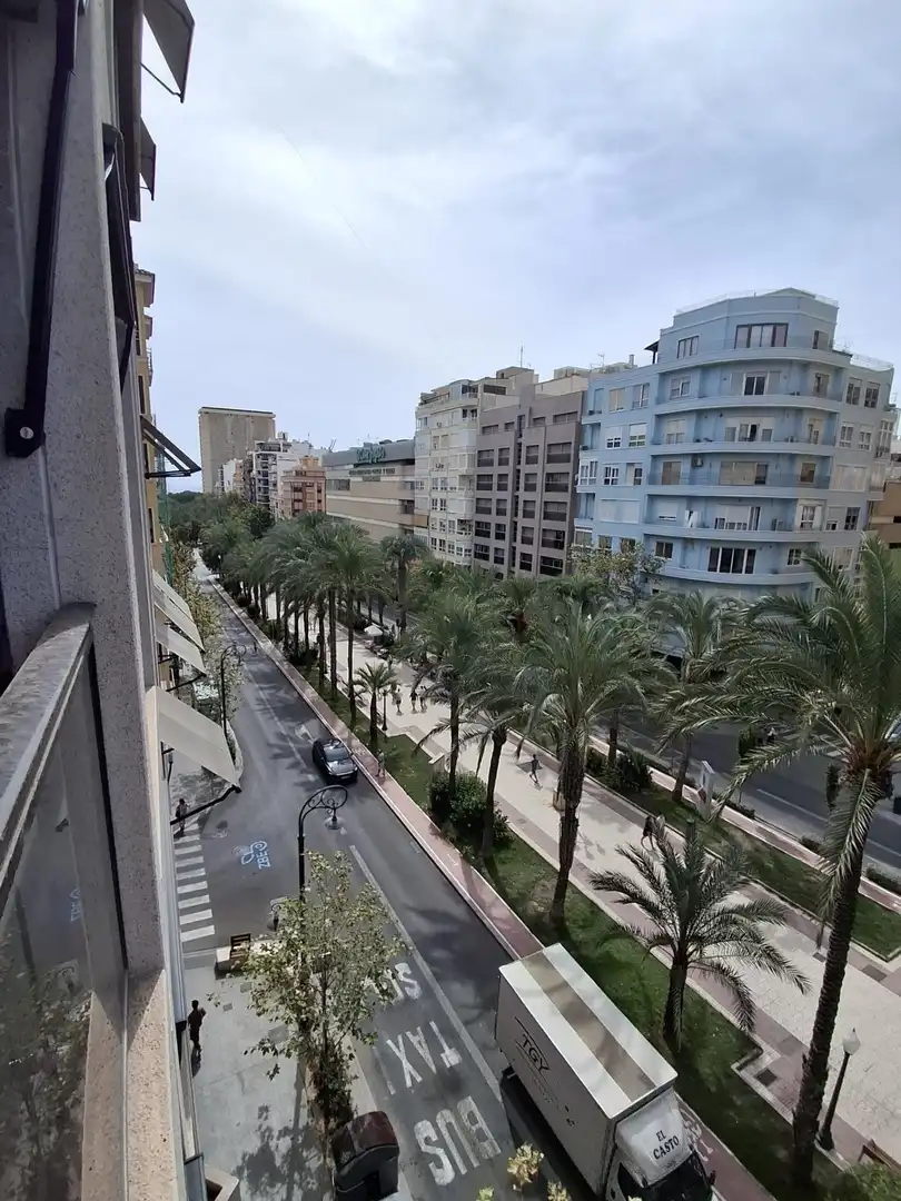 Vista exterior de Pis de lloguer en Centro