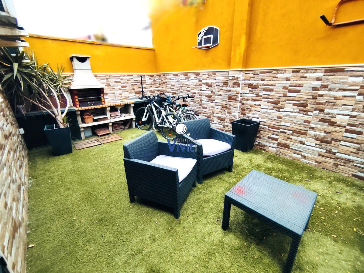 Terraza de Casa adosada en venta en Alcalá de Guadaira con Aire acondicionado, Trastero y Balcón