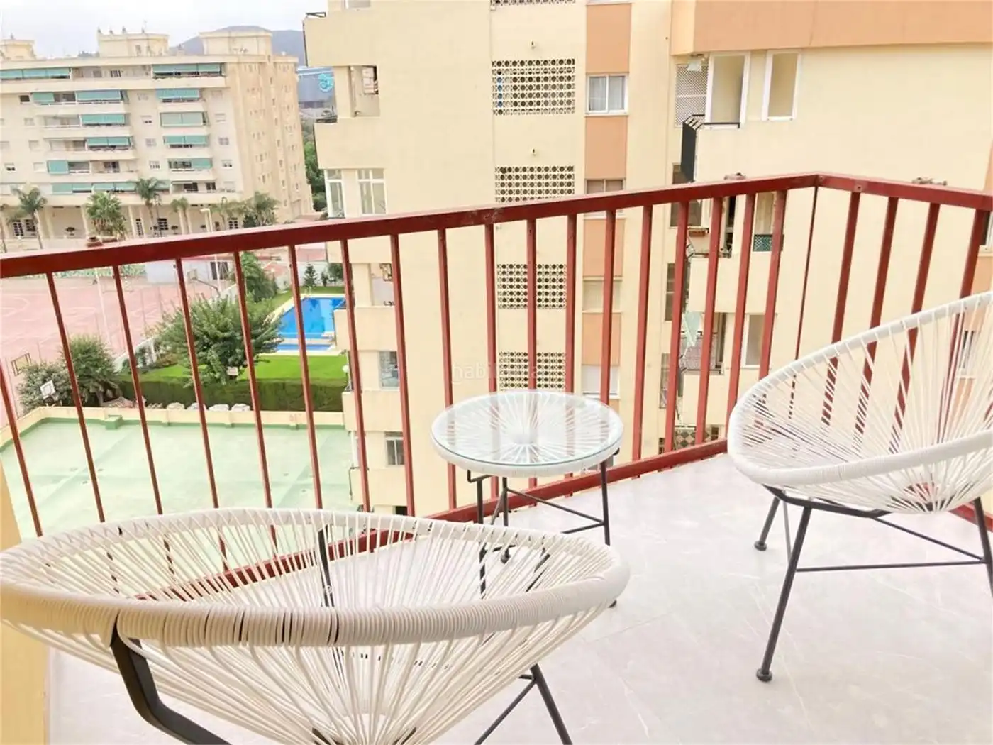 Apartament amb piscina en venda a Calle Burgos 6
