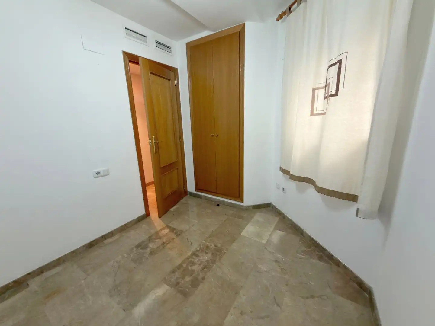 Flat for rent in Valencia, Valencia