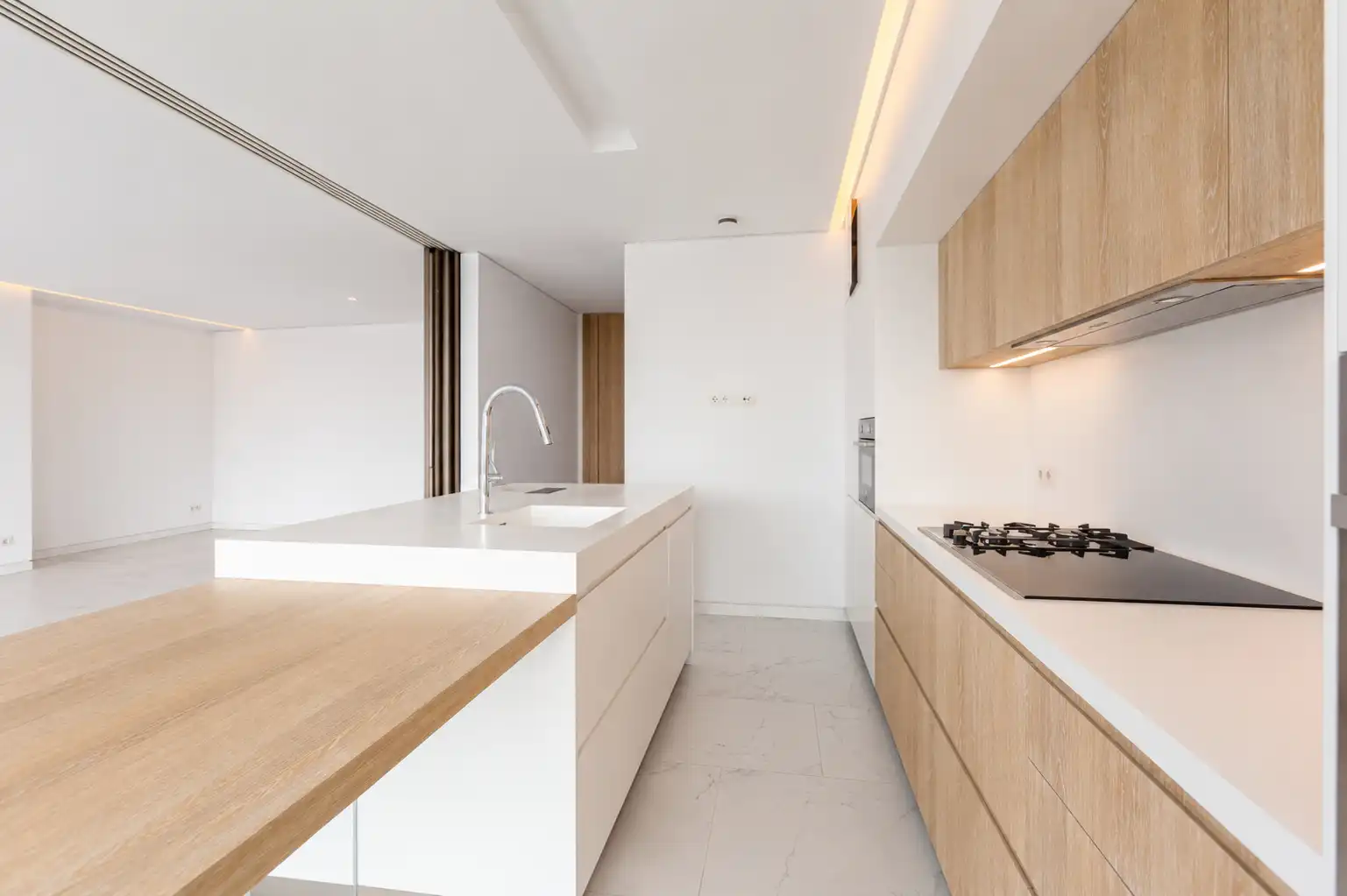 Küche von Wohnung zur Miete in Pozuelo de Alarcón mit Klimaanlage, Heizung und Abstellraum