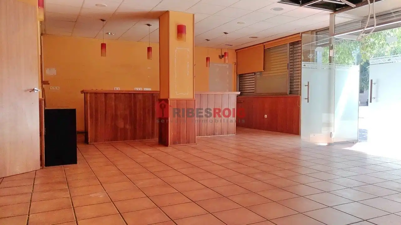 Local commercial à vendre à Carles Buigas, imagen 3