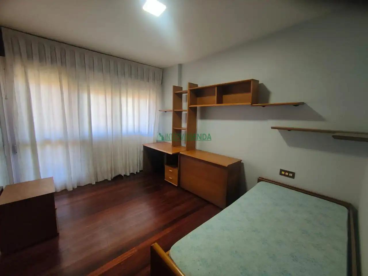 Habitación de Casa o chalet en venta en Vigo  con Calefacción, Jardín privado y Terraza