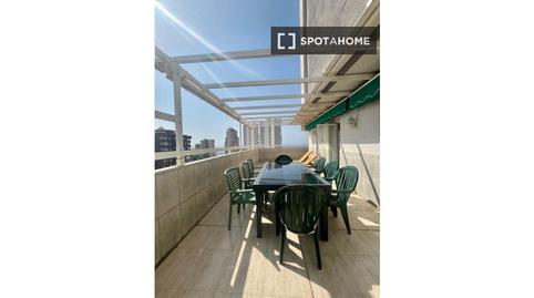 Foto 2 de Apartament per a compartir a Playa Poniente, Benidorm