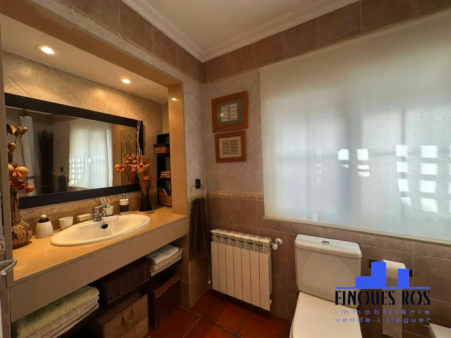 Baño de Piso en venta en Vinaròs con Aire acondicionado, Calefacción y Terraza