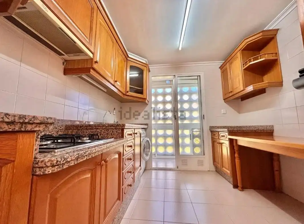 Küche von Wohnung zur Miete in Alicante / Alacant mit Klimaanlage, Heizung und Terrasse