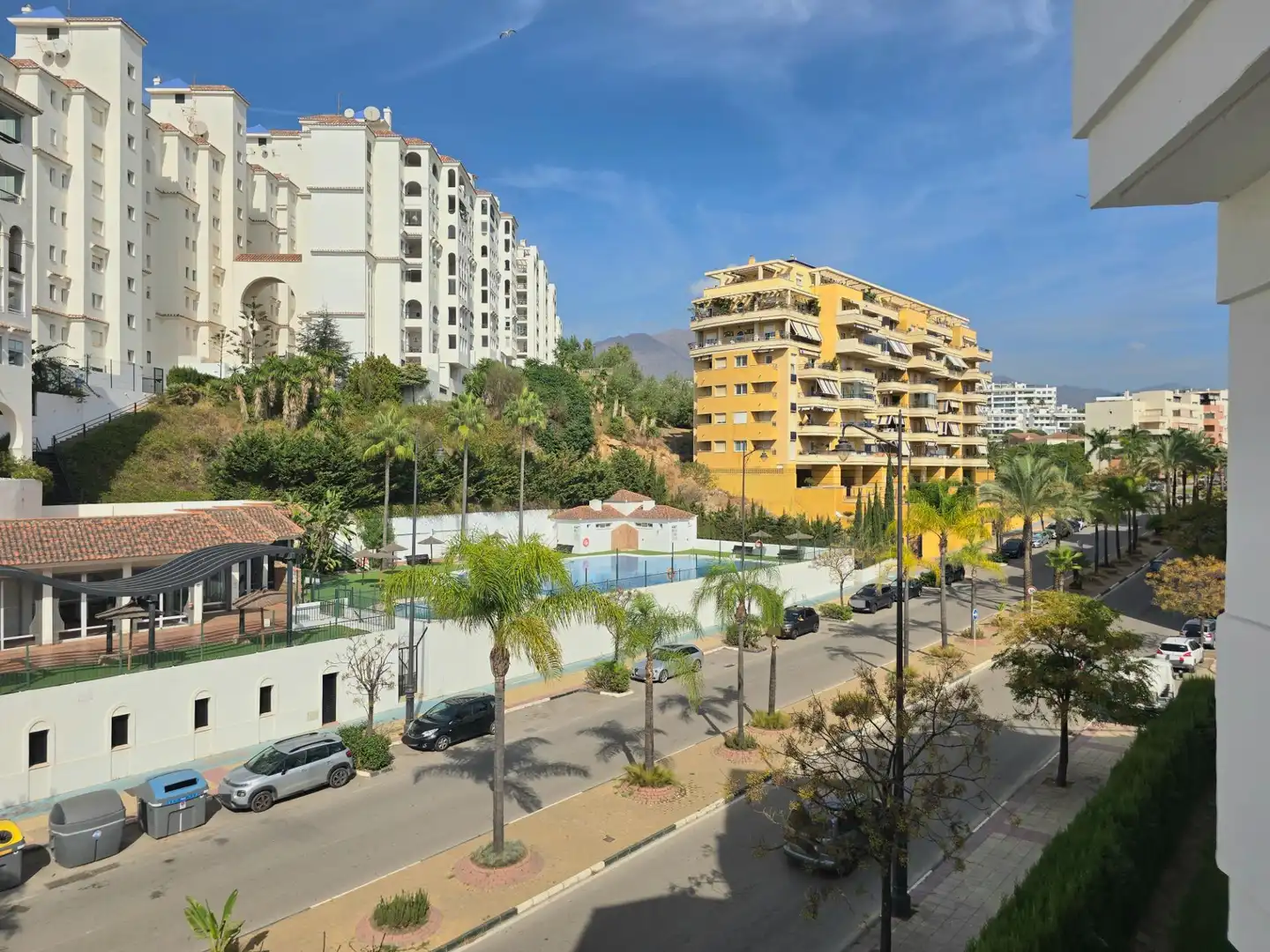 Vista exterior de Apartament de lloguer en Estepona Pueblo