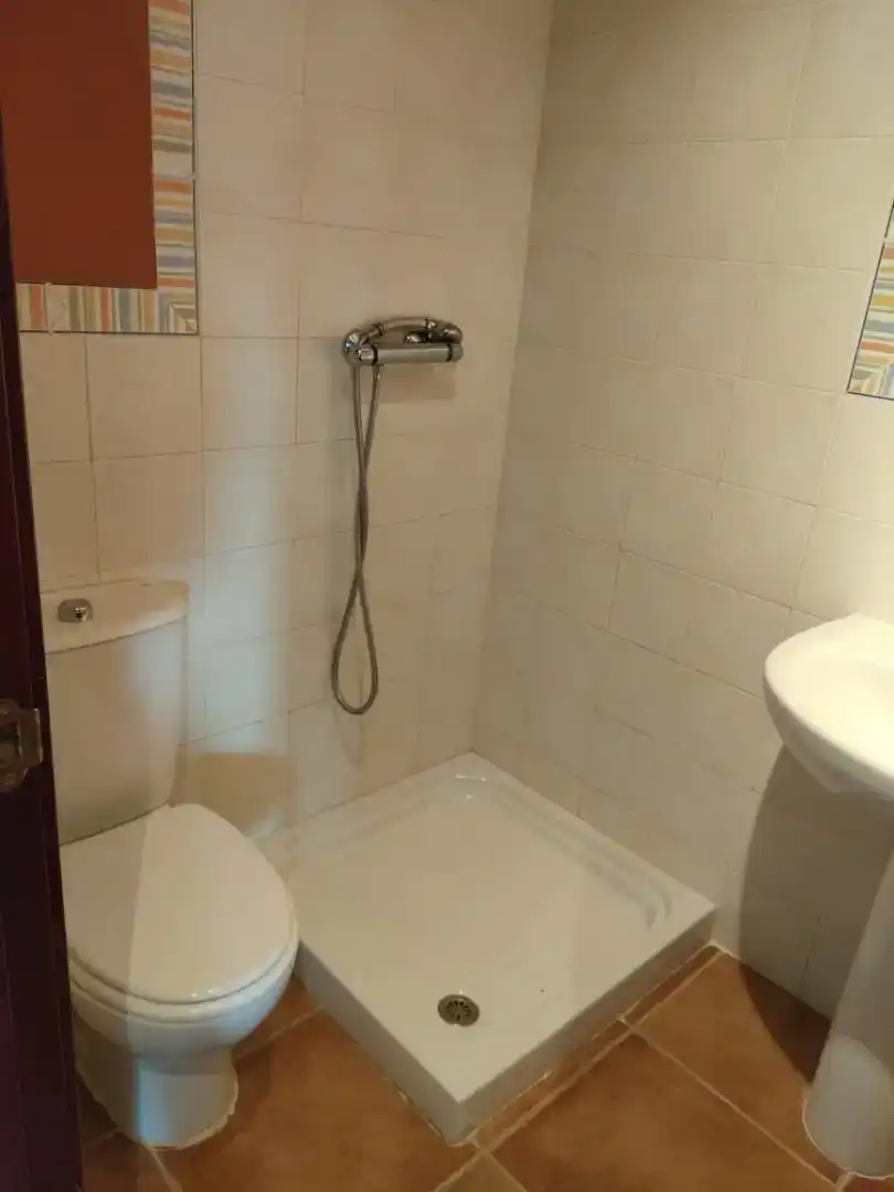 Bany de Casa o xalet en venda en Calera y Chozas amb Aire condicionat