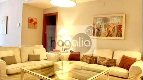Foto 3 de Piso de alquiler en El Cano - Los Bermejales, Sevilla Capital