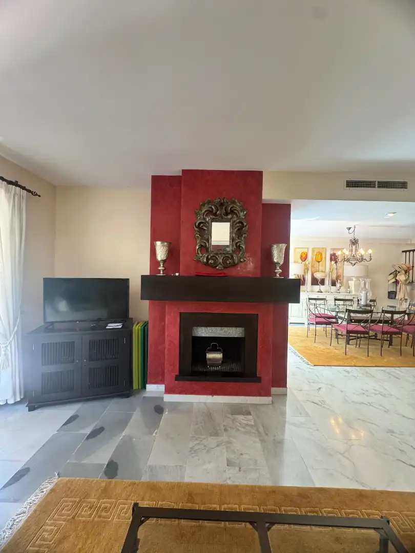 Sala d'estar de Àtic de lloguer en Estepona amb Aire condicionat, Calefacció i Terrassa
