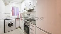 Kitchen of Flat to rent in  Madrid Capital  with Air Conditioner