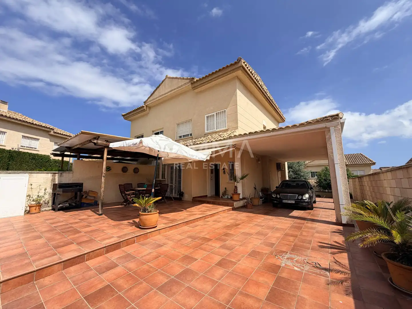 Reihenhaus mit Pool zum Verkauf in Coloma