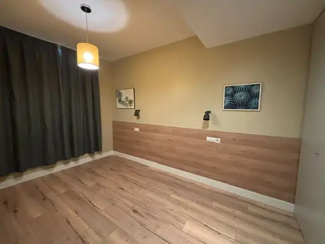 Piso de alquiler en  Pamplona / Iruña con Calefacción, Parquet y Amueblado