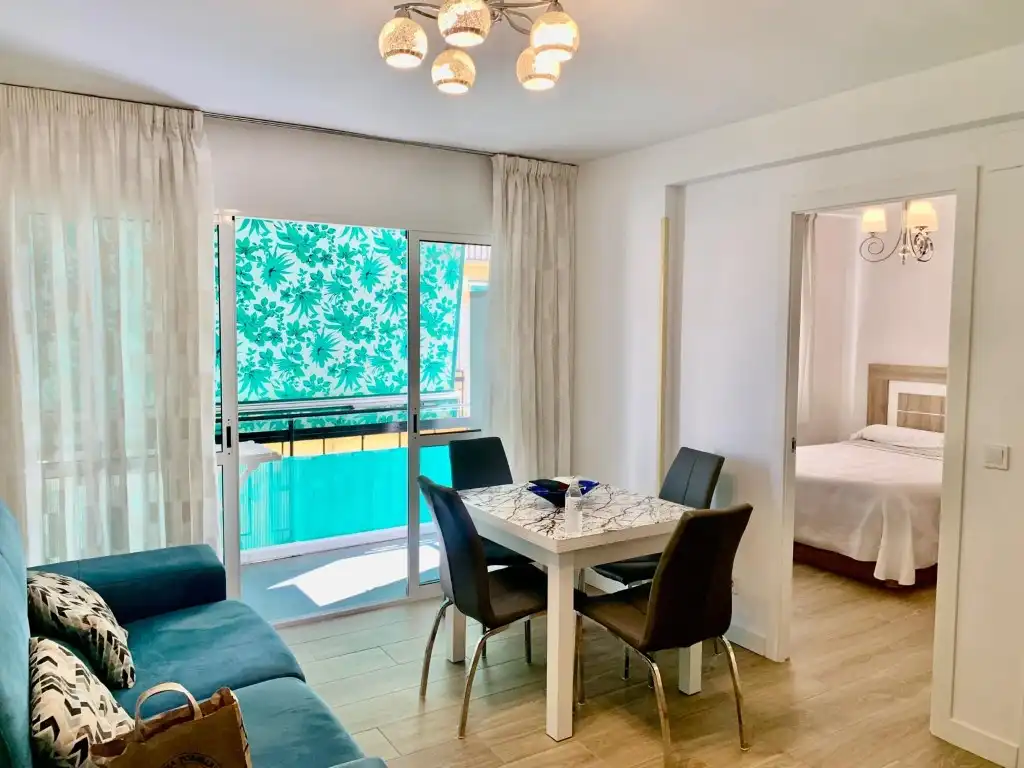 Flat with lift for sale in Calle Camaron (Torre Del Mar)