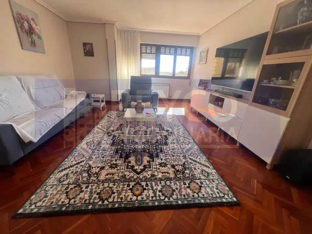 Piso con ascensor en venta en Calle Ventilla, imagen 2