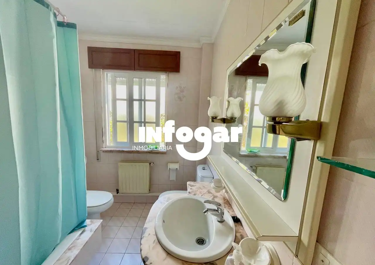 Bathroom of Houses for sale in O Rosal    with Heating, Private garden and Terrace