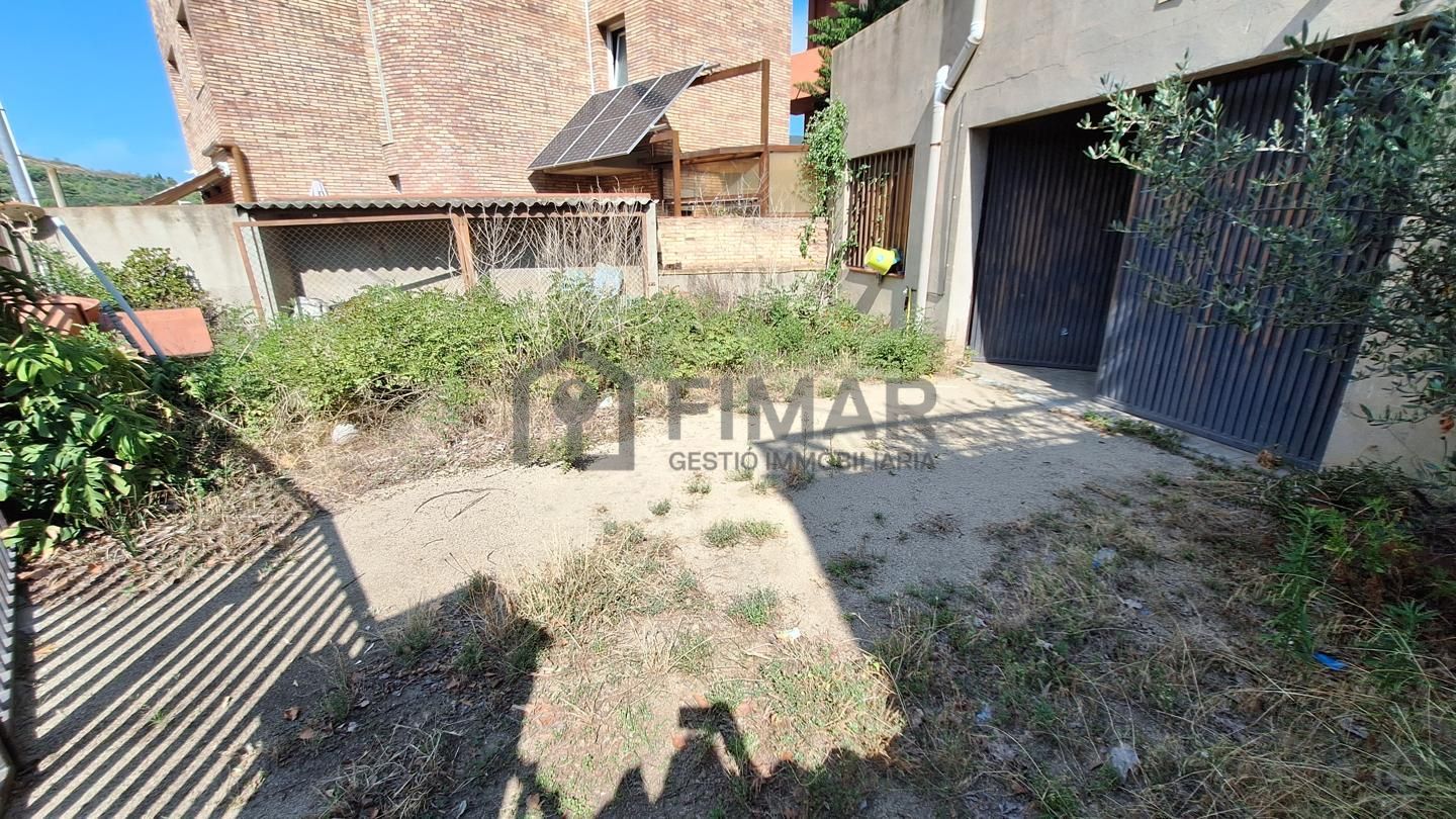 Local en venda en Tiana