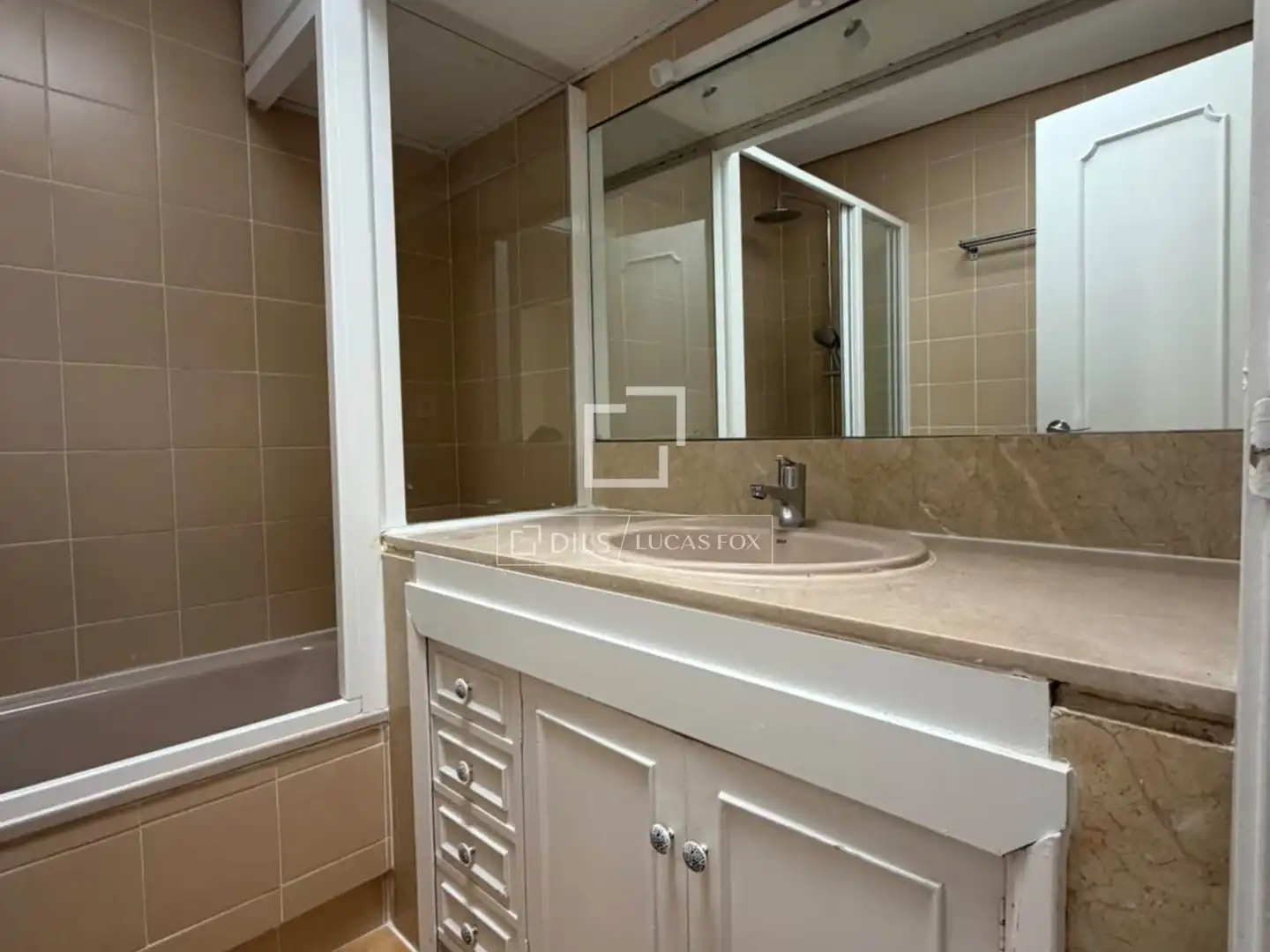 Bathroom of Houses for rent in El Soto de la Moraleja