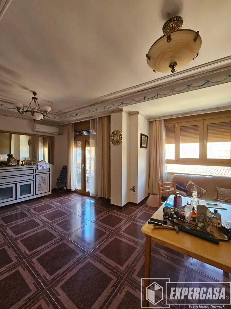 Piso en venta en Manuel