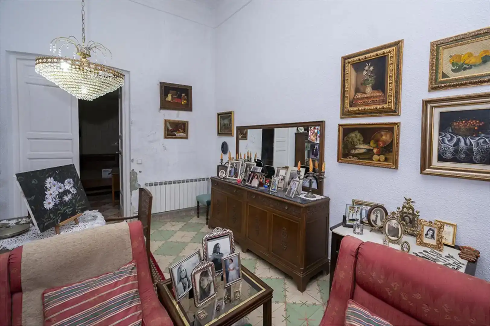 Sala de estar de Dúplex para compartir en Las Pedroñeras    con Parquet, Amueblado y Horno