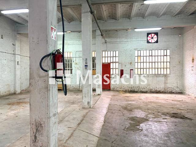 Nave industrial en Alquiler en Els Merinals
